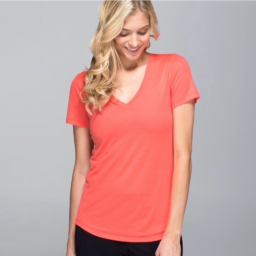 Lululemon Athletica - What The Sport - V-Neck Tee